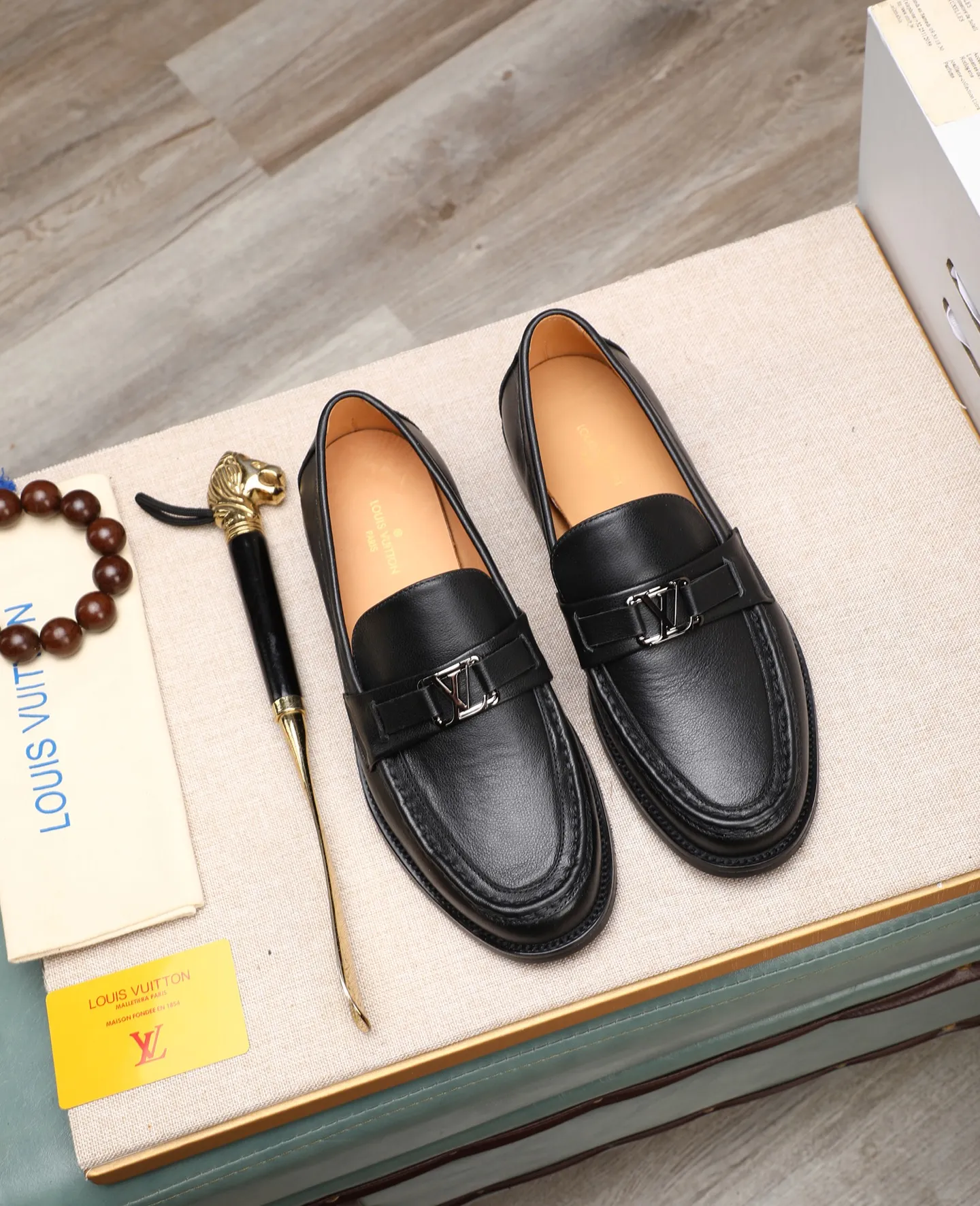 Men's shoes 💰480 📛📛(Niuli) high-end [LOUIS VUITTON】Louis Vuitton official website synchronizes new products👟Milan fashion catwalk style🇰🇾🇰🇾LV house logo, celebrity style, a must-have for fashionistas⚠️First-layer calfskin➕Cowhide lining➕Official website original original outsole👞Number 38-44